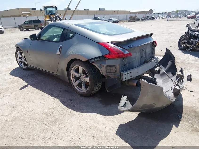2010 NISSAN 370Z  