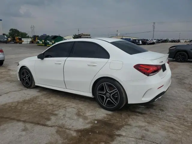 2019 MERCEDES-BENZ A 220  