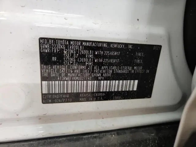 2021 TOYOTA RAV4 XLE  