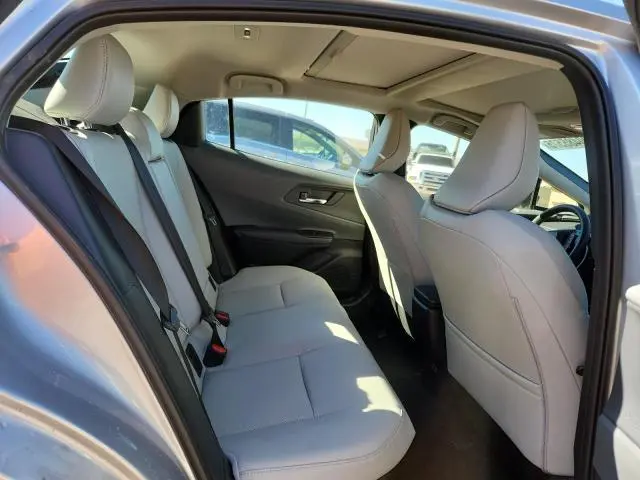 2025 TOYOTA PRIUS LE  