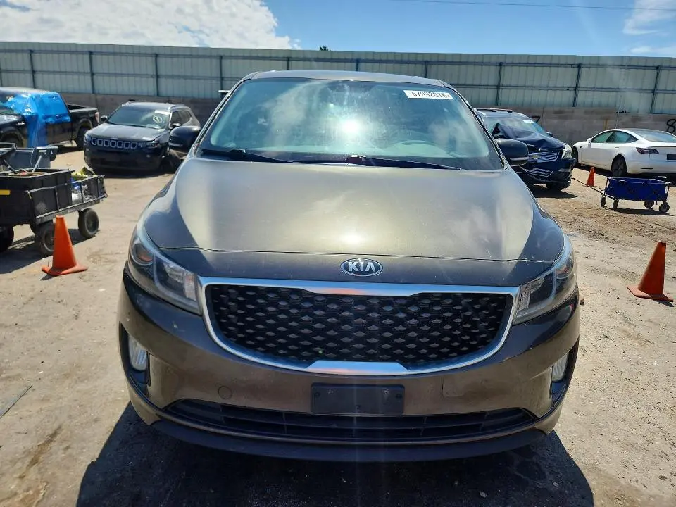 2016 KIA SEDONA SX  