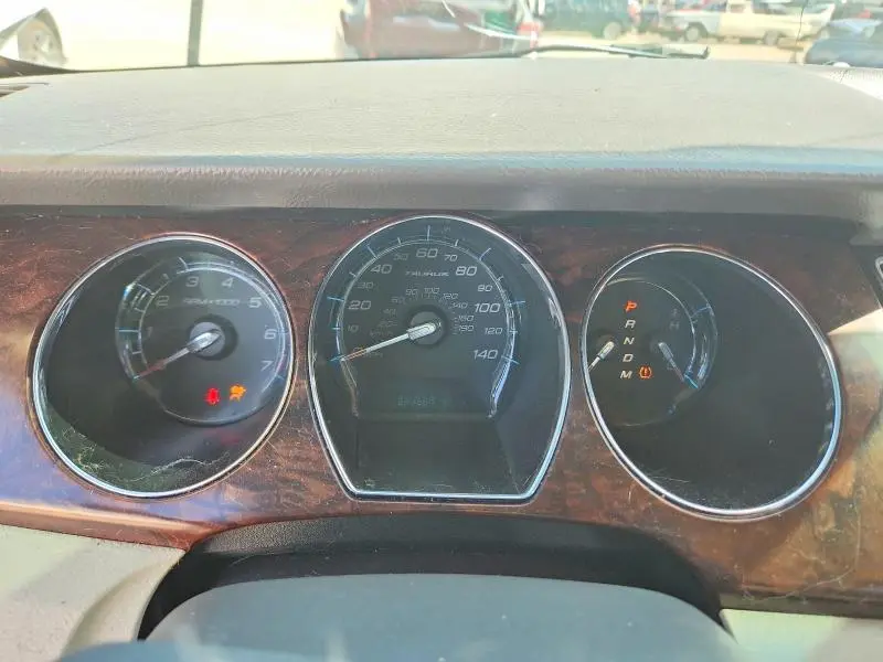 2010 FORD TAURUS LIMITED  