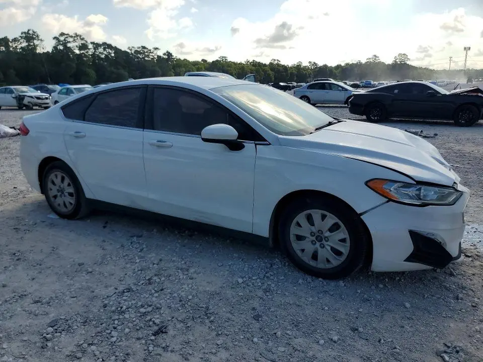 2020 FORD FUSION S  