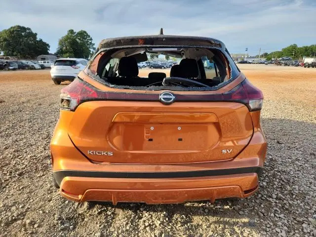 2024 NISSAN KICKS SV  