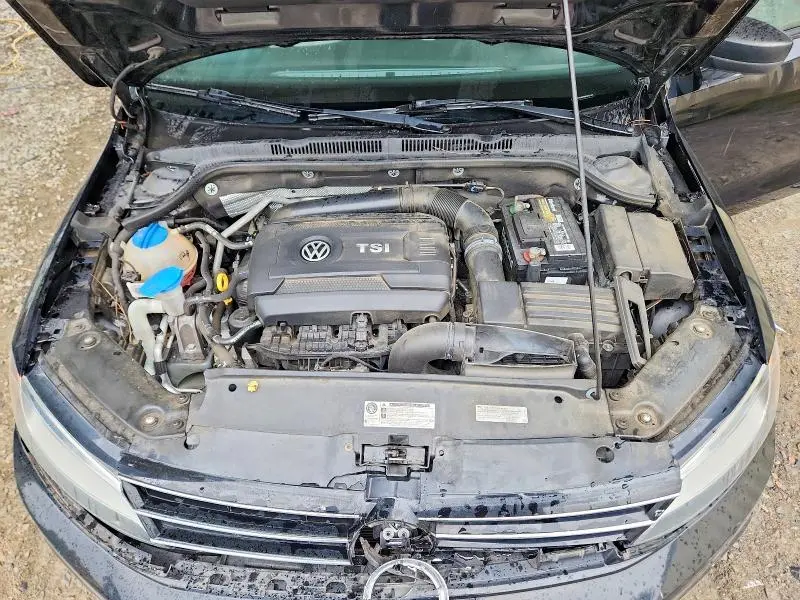 2016 VOLKSWAGEN JETTA SPORT  