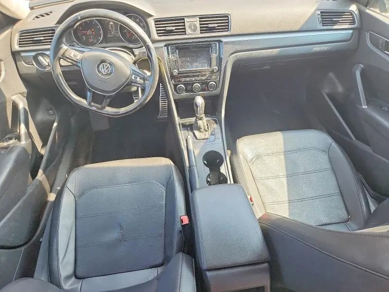 2017 VOLKSWAGEN PASSAT R-LINE  