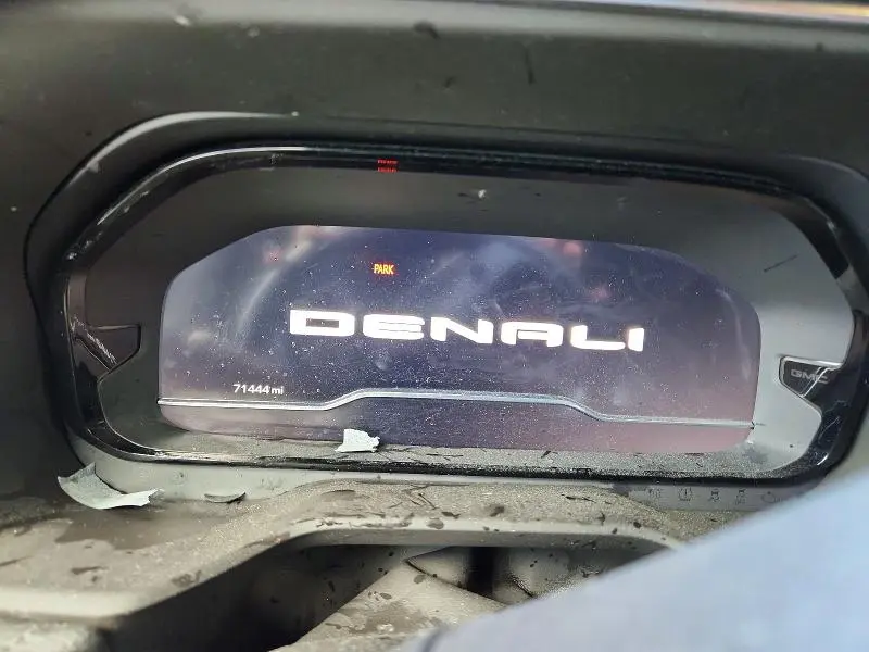 2022 GMC YUKON XL DENALI  
