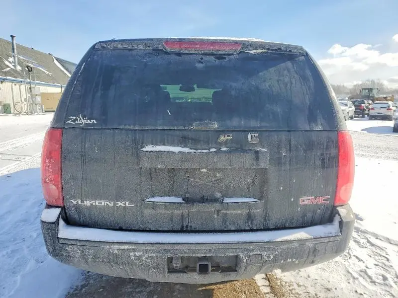 2013 GMC YUKON XL K1500 SLT  