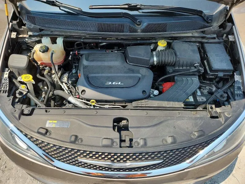 2017 CHRYSLER PACIFICA TOURING L  