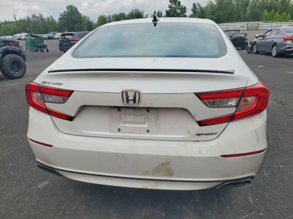 2022 HONDA ACCORD SPORT  