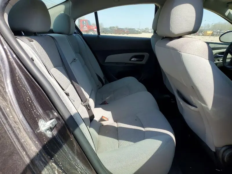 2015 CHEVROLET CRUZE LT  