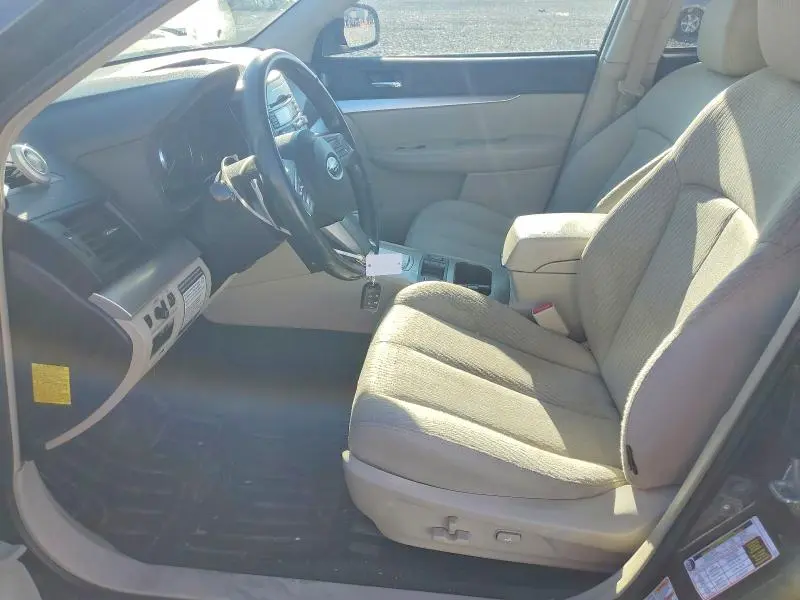 2011 SUBARU OUTBACK 2.5I PREMIUM  