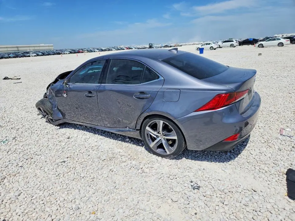 2017 LEXUS IS 200T  