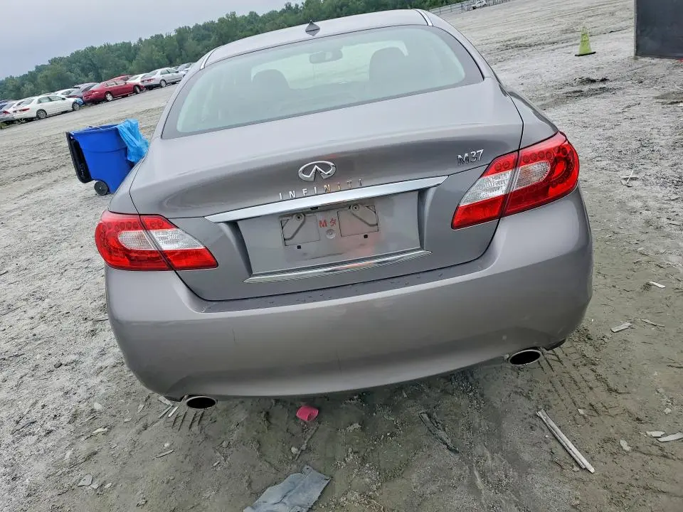 2012 INFINITI M37 BASE  