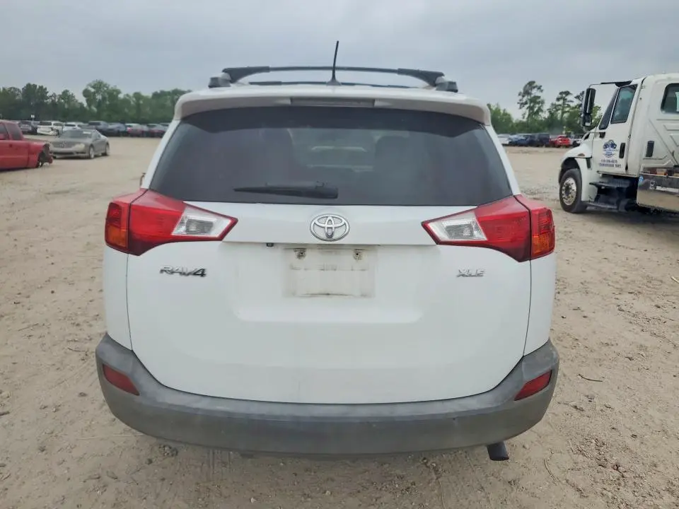 2013 TOYOTA RAV4 XLE  