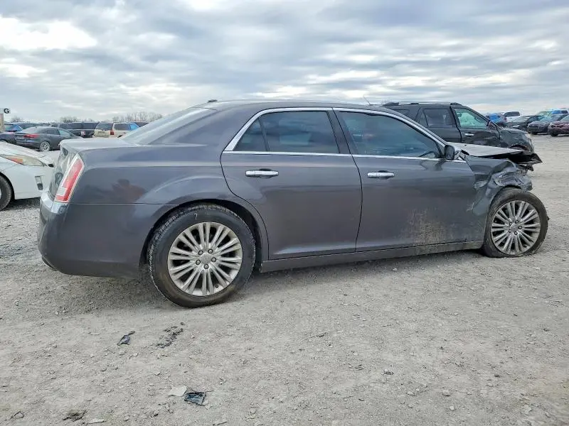 2013 CHRYSLER 300C   
