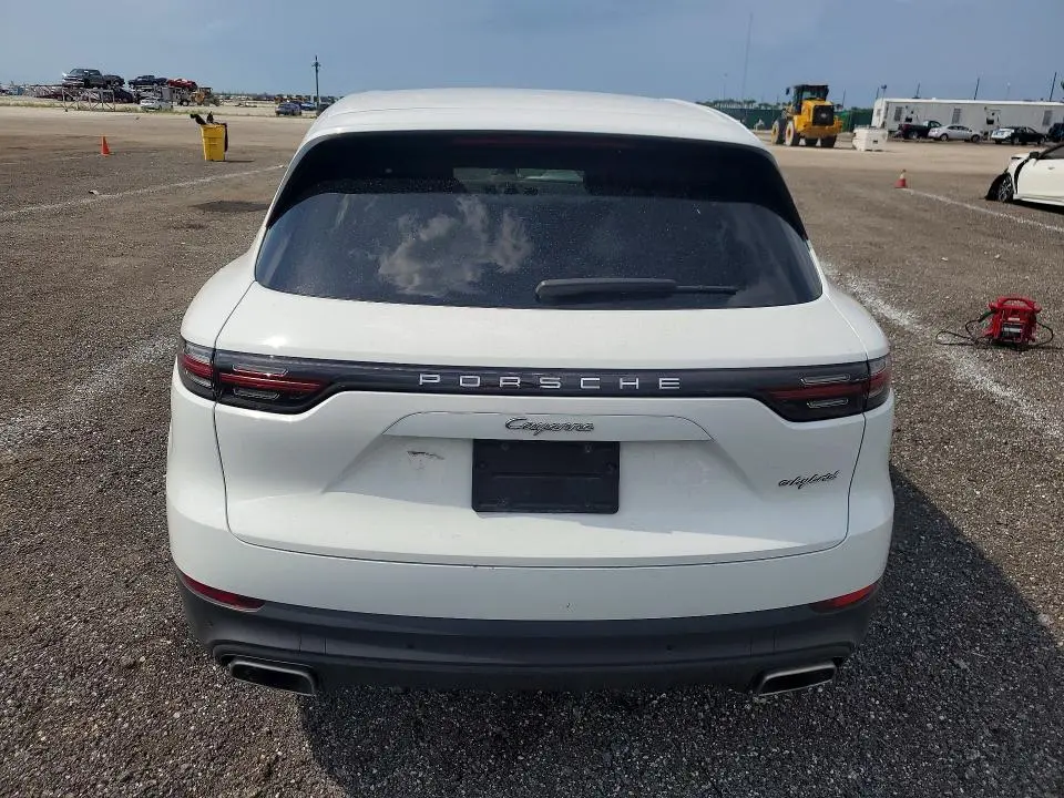 2019 PORSCHE CAYENNE SE HYBRID  