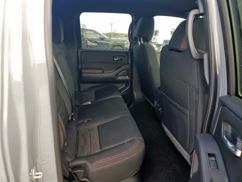 2025 NISSAN FRONTIER S  