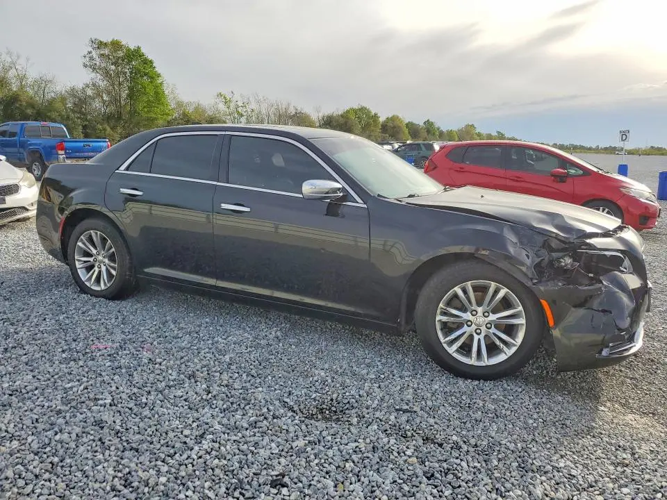 2016 CHRYSLER 300C   