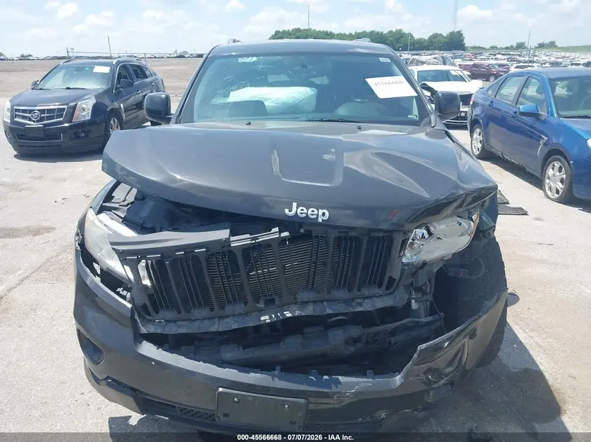 2011 JEEP GRAND CHEROKEE LAREDO