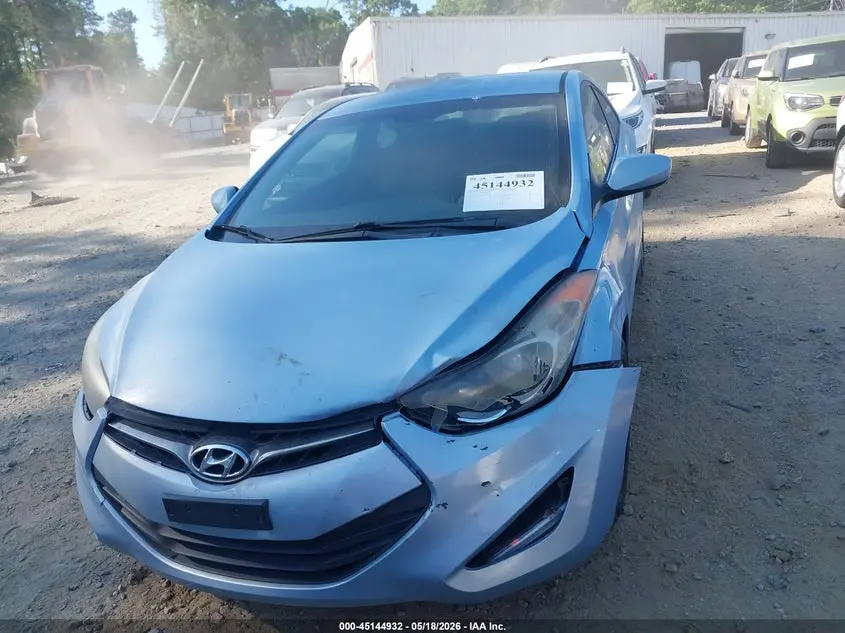 2013 HYUNDAI ELANTRA GS