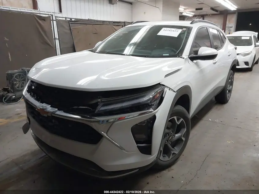 2024 CHEVROLET TRAX FWD LT