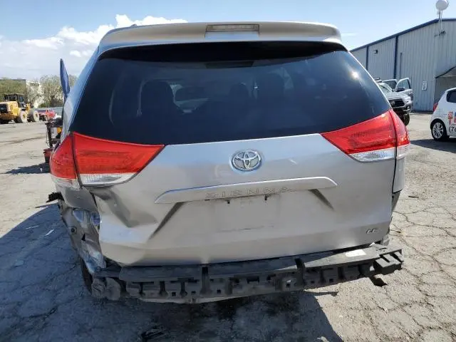 2012 TOYOTA SIENNA LE  