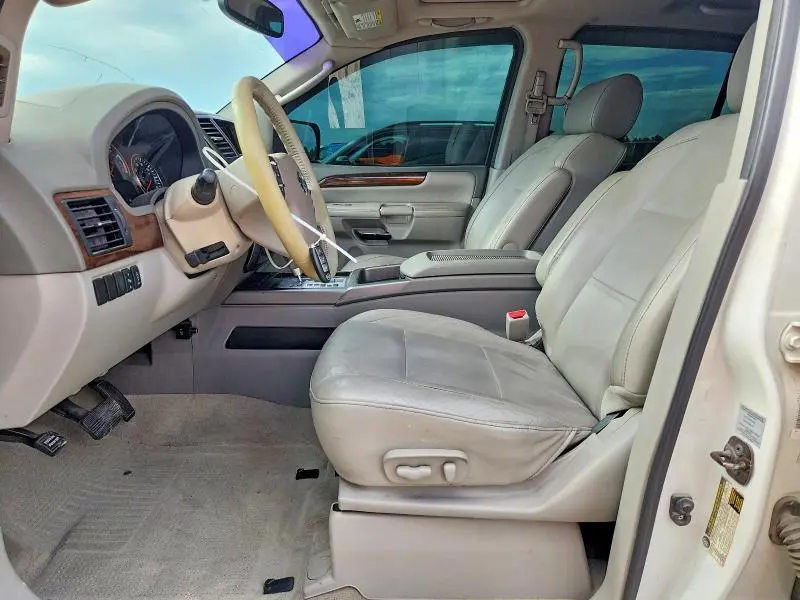 2010 NISSAN ARMADA SE  