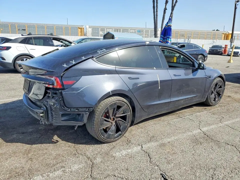 2024 TESLA MODEL 3   