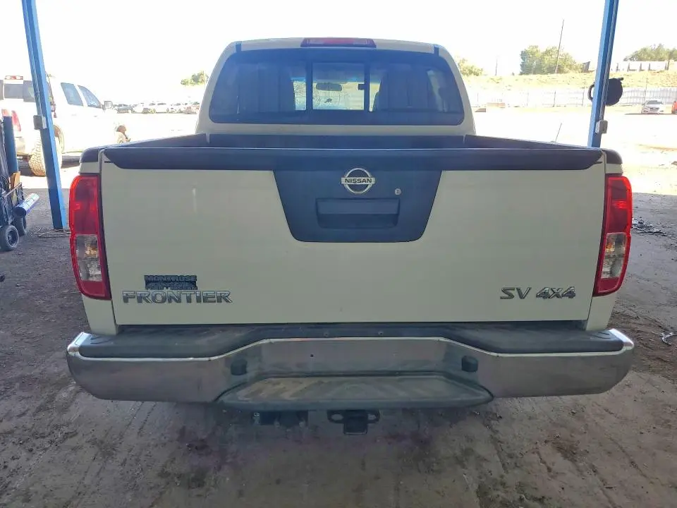 2016 NISSAN FRONTIER SV  