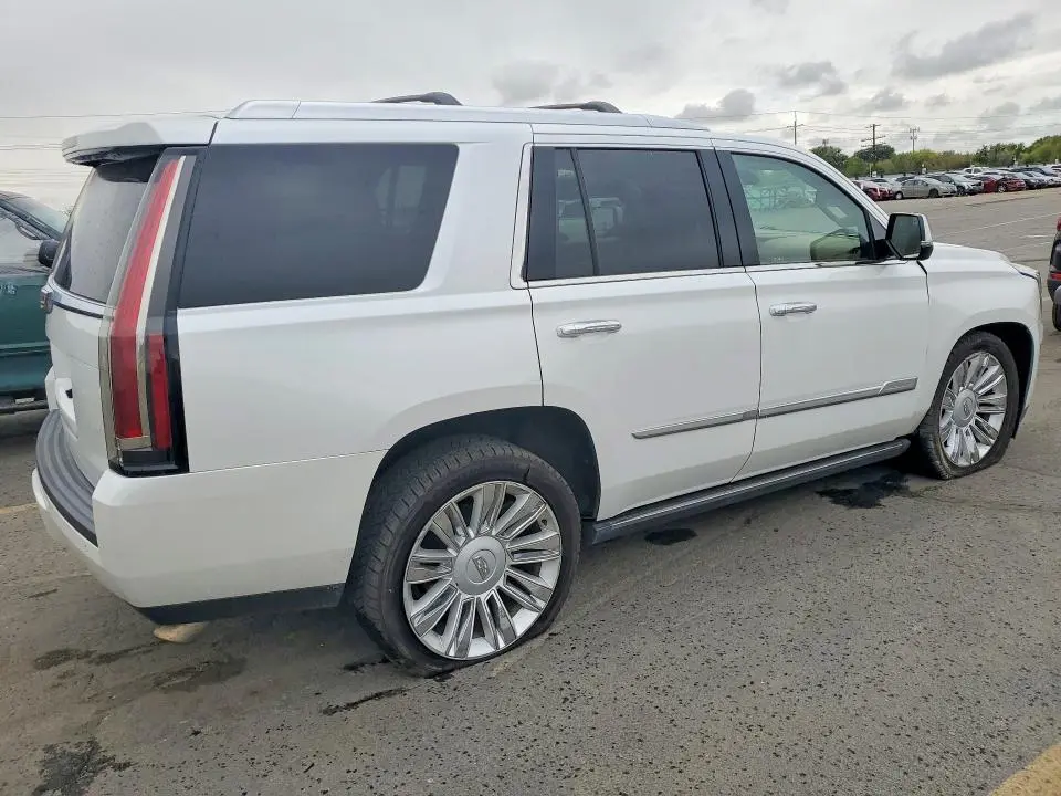 2016 CADILLAC ESCALADE PLATINUM  