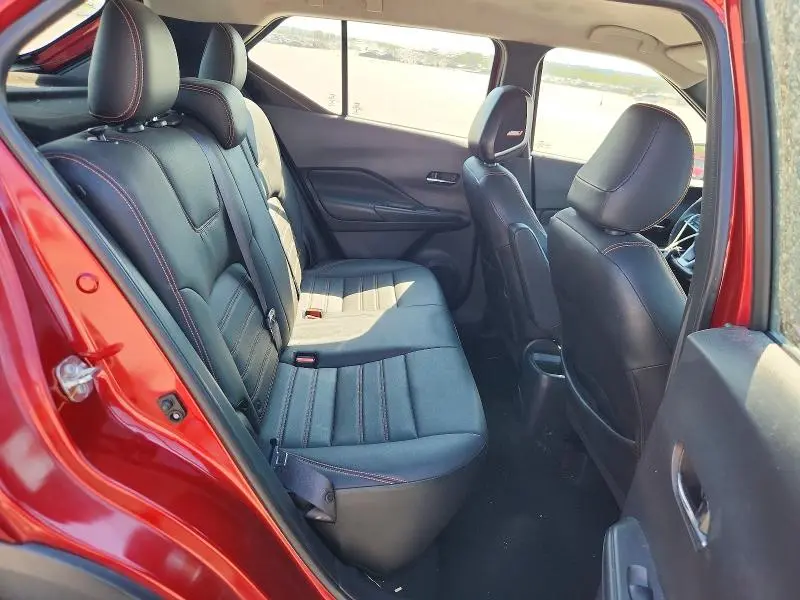 2019 NISSAN KICKS SR  