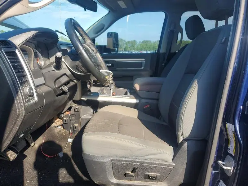 2014 RAM 2500 SLT  