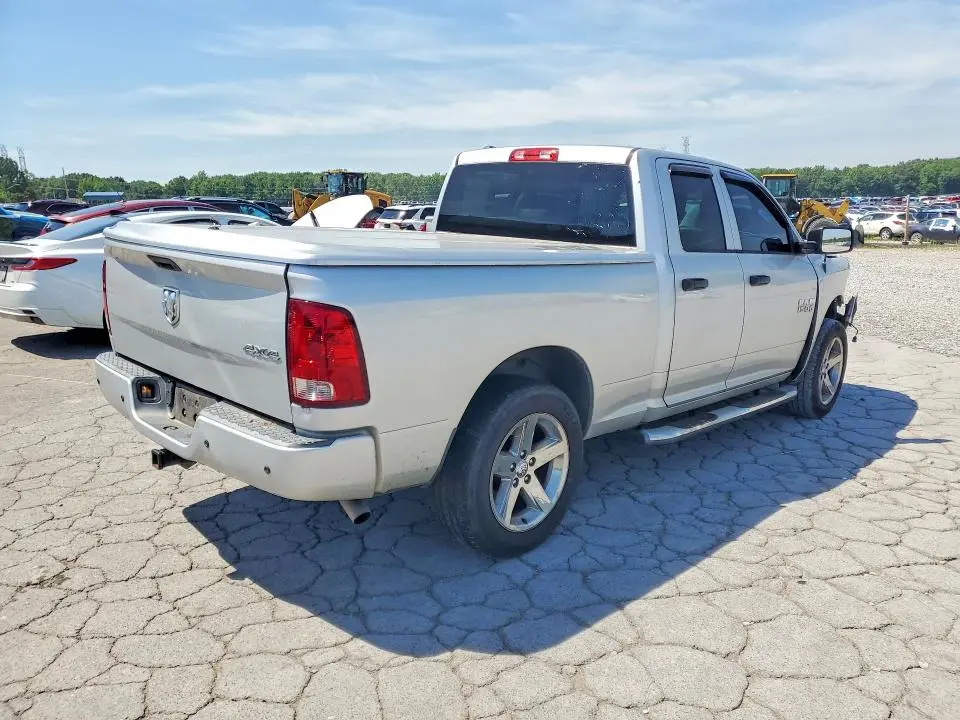 2016 RAM 1500 ST  