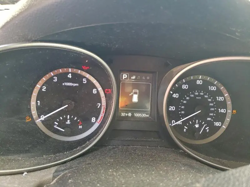 2018 HYUNDAI SANTA FE SE  