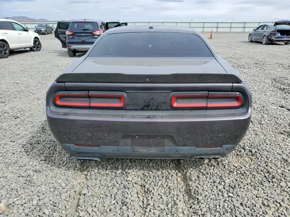 2015 DODGE CHALLENGER SXT  