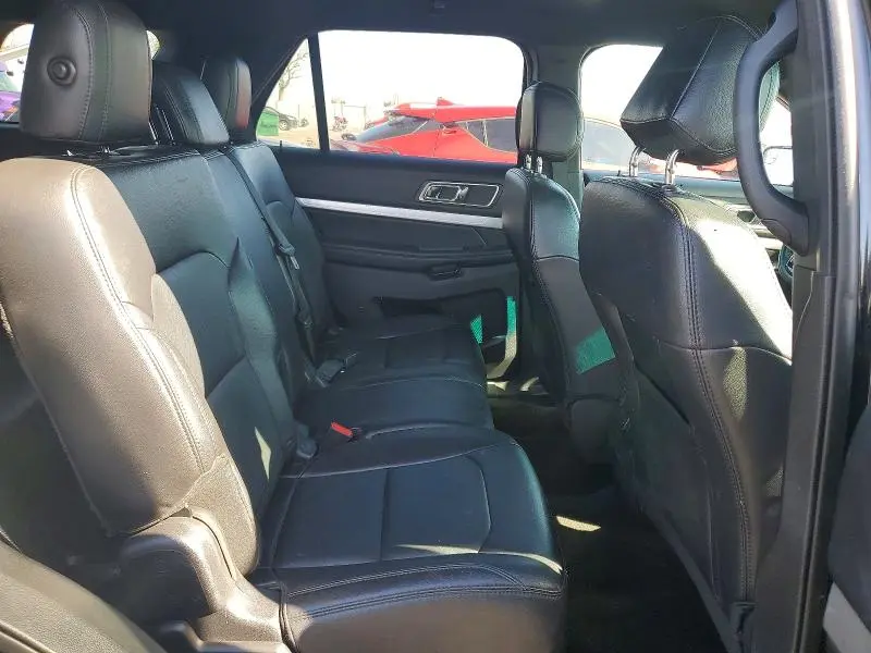 2017 FORD EXPLORER XLT  