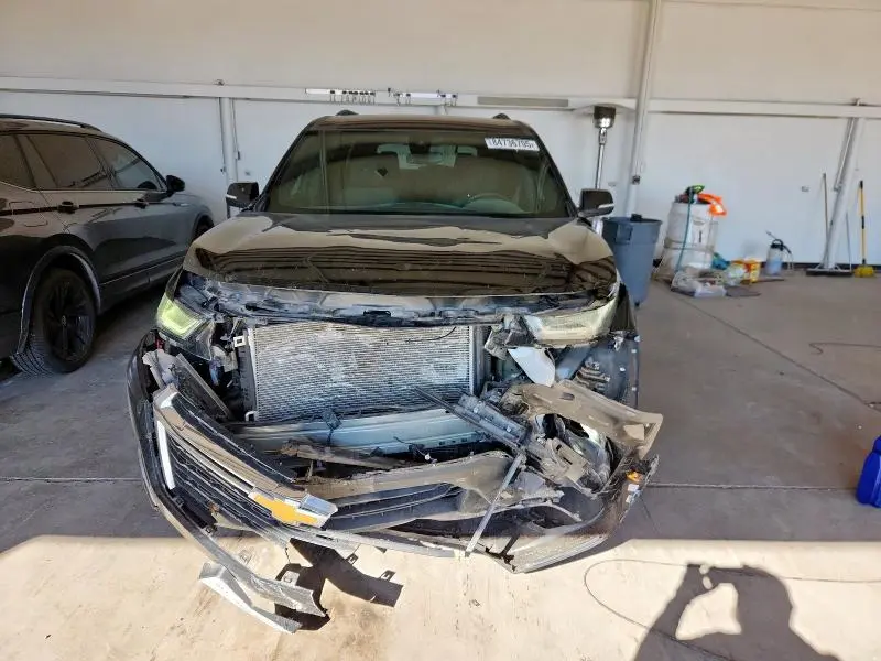 2023 CHEVROLET TRAVERSE LT  