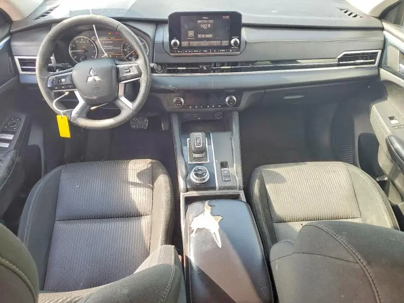 2022 MITSUBISHI OUTLANDER ES  