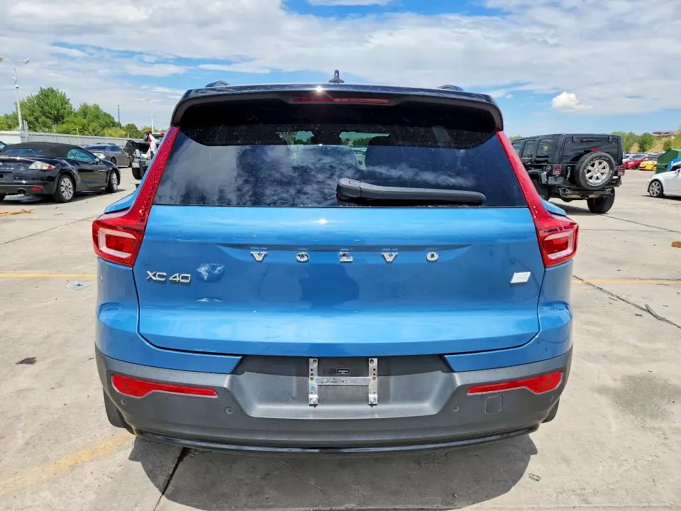 2023 VOLVO XC40 RECHARGE ULTIMATE  