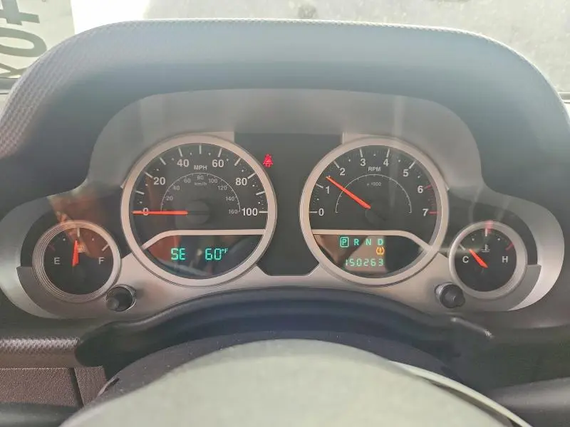 2010 JEEP WRANGLER SAHARA  