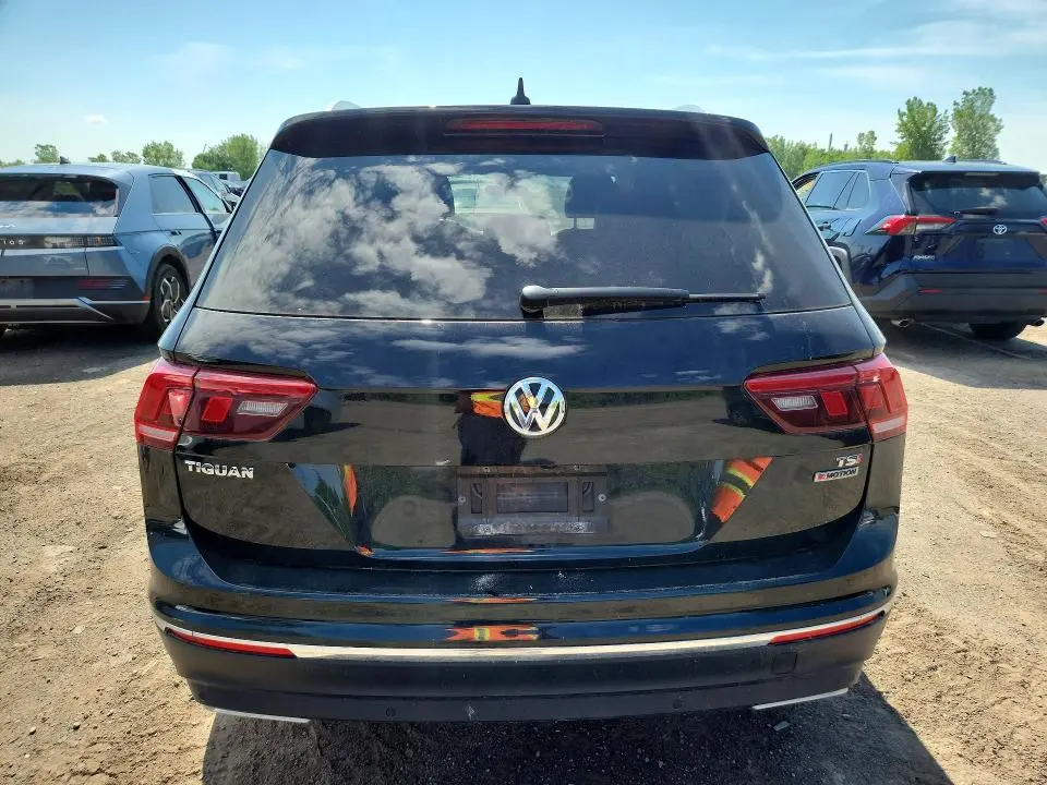 2018 VOLKSWAGEN TIGUAN SEL PREMIUM  