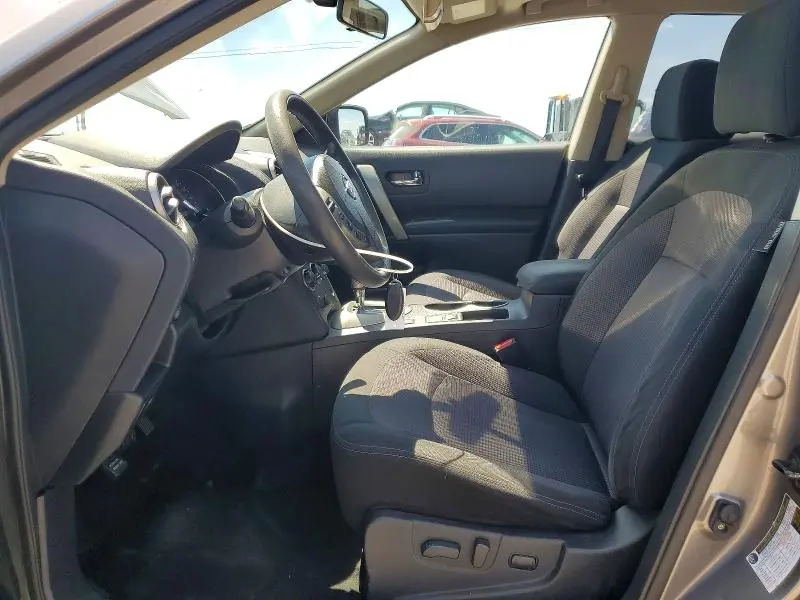 2012 NISSAN ROGUE S  