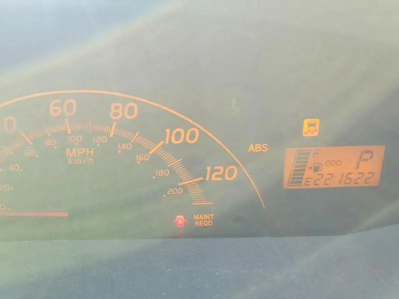 2010 TOYOTA YARIS BASE  