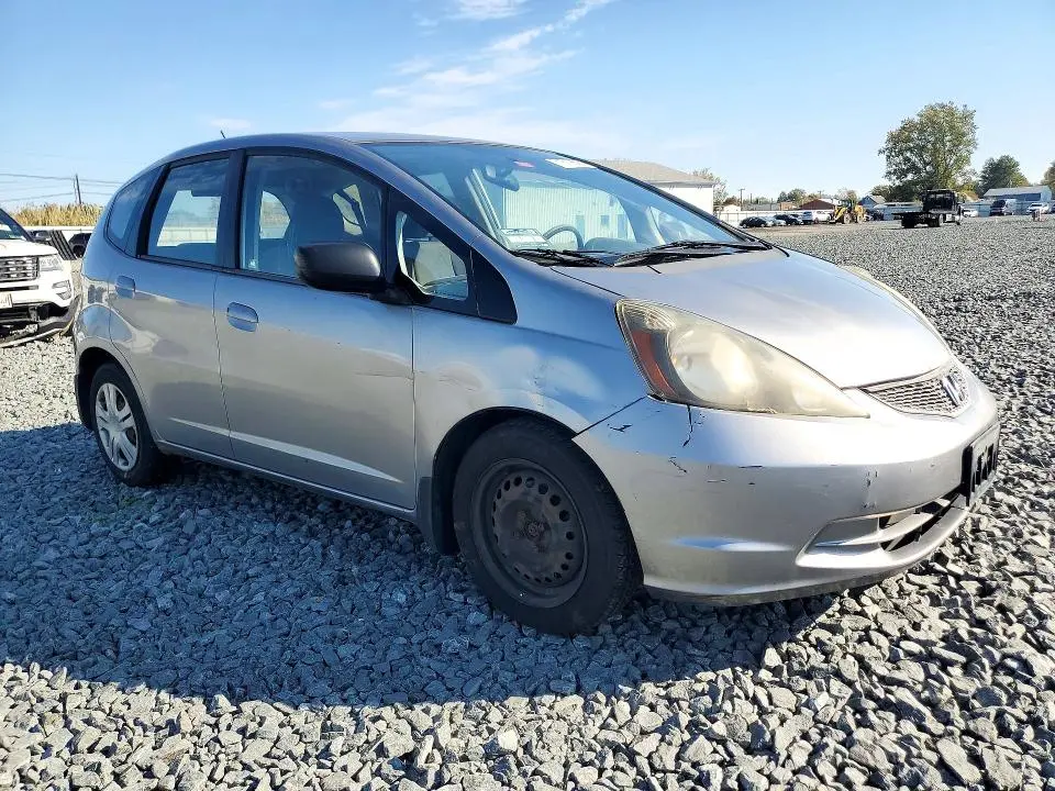 2010 HONDA FIT   