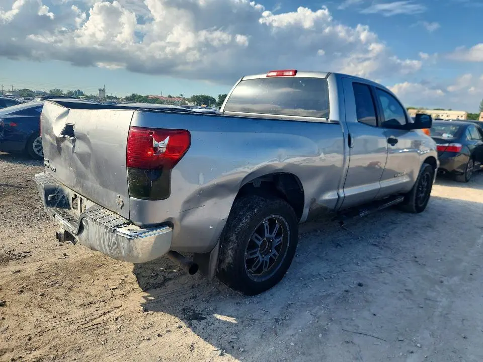 2012 TOYOTA TUNDRA DOUBLE CAB SR5  