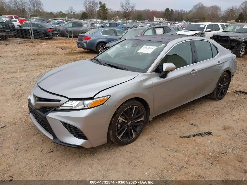 2020 TOYOTA CAMRY XSE