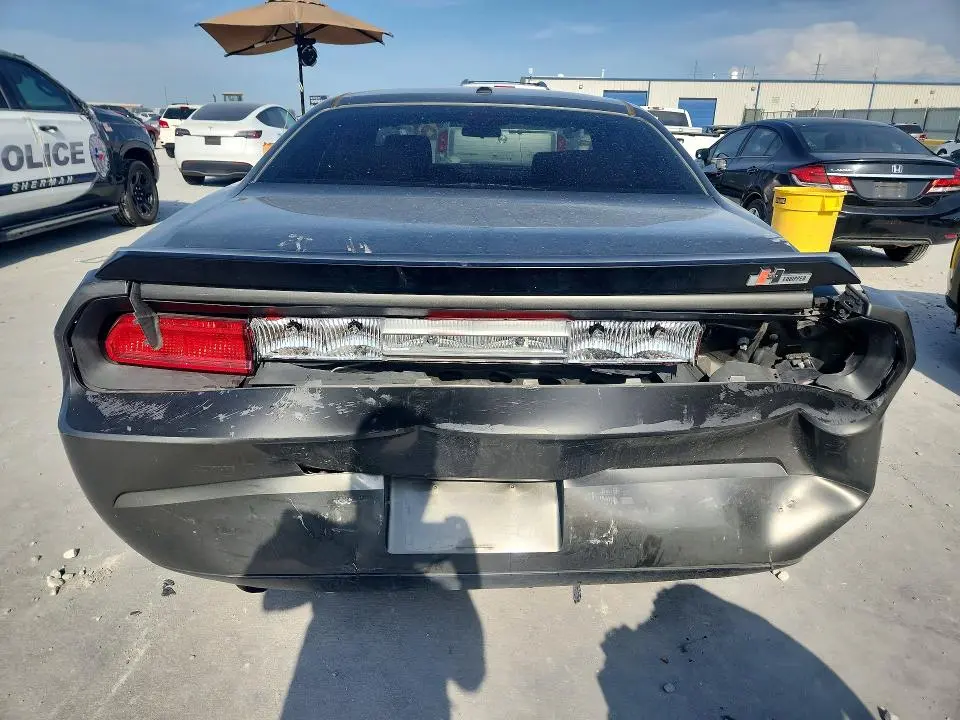 2010 DODGE CHALLENGER SE  