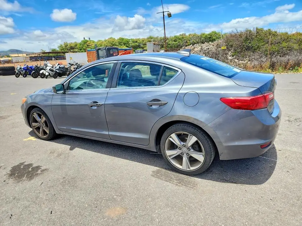 2013 ACURA ILX 20 PREMIUM  
