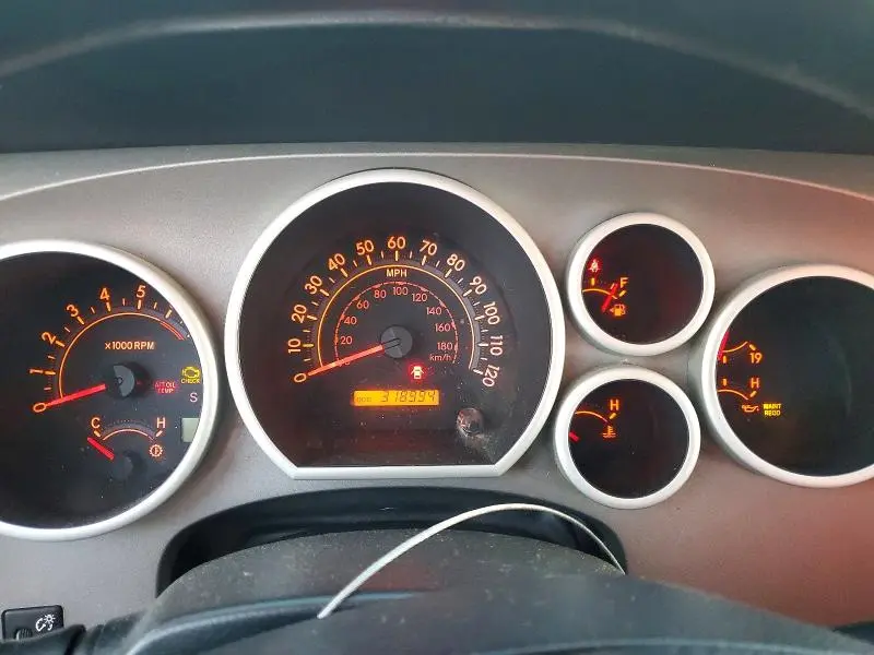 2011 TOYOTA TUNDRA CREWMAX SR5  